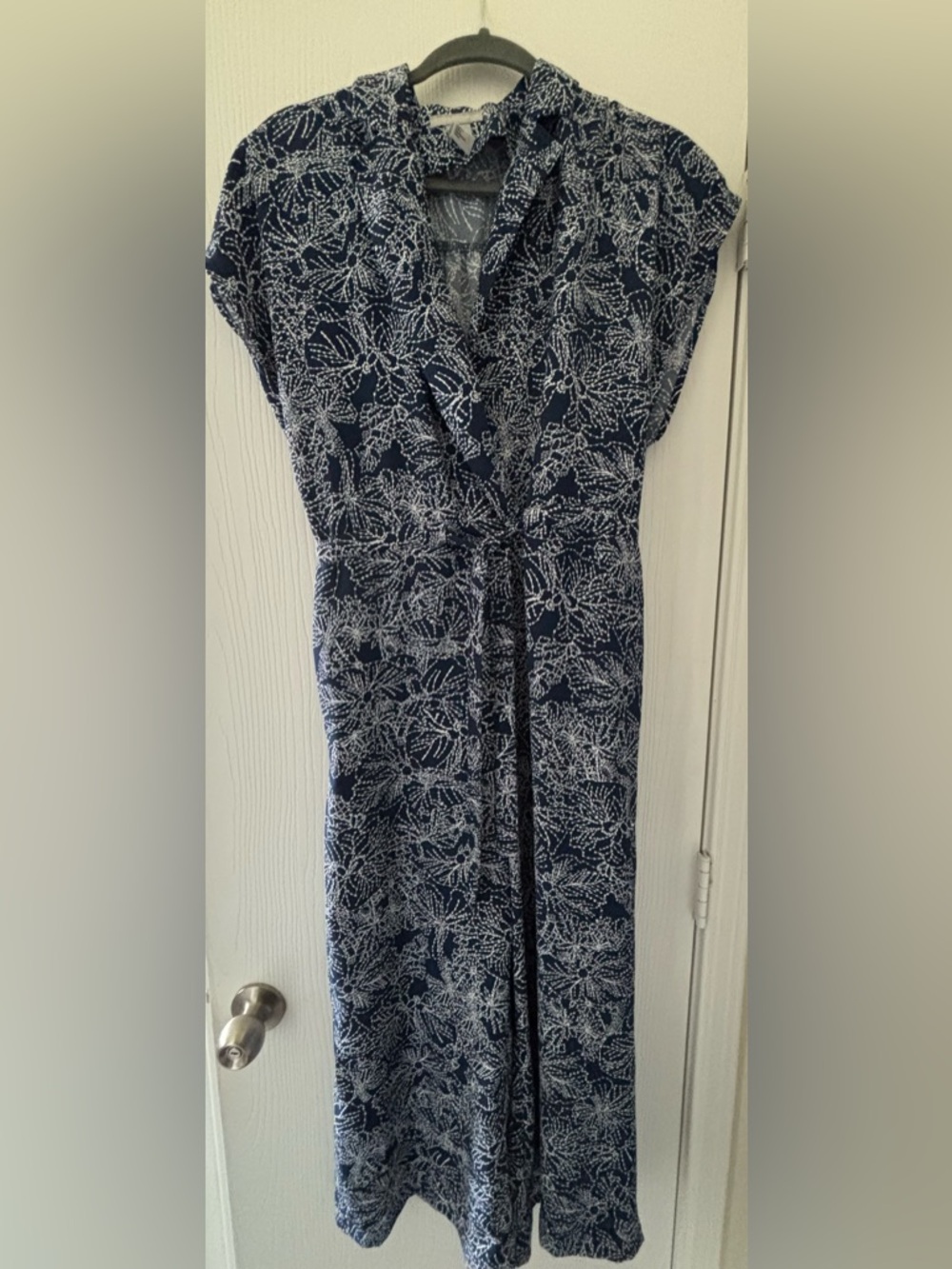 H&M Navy and White Floral Wrap Jumpsuit Womens Size Medium